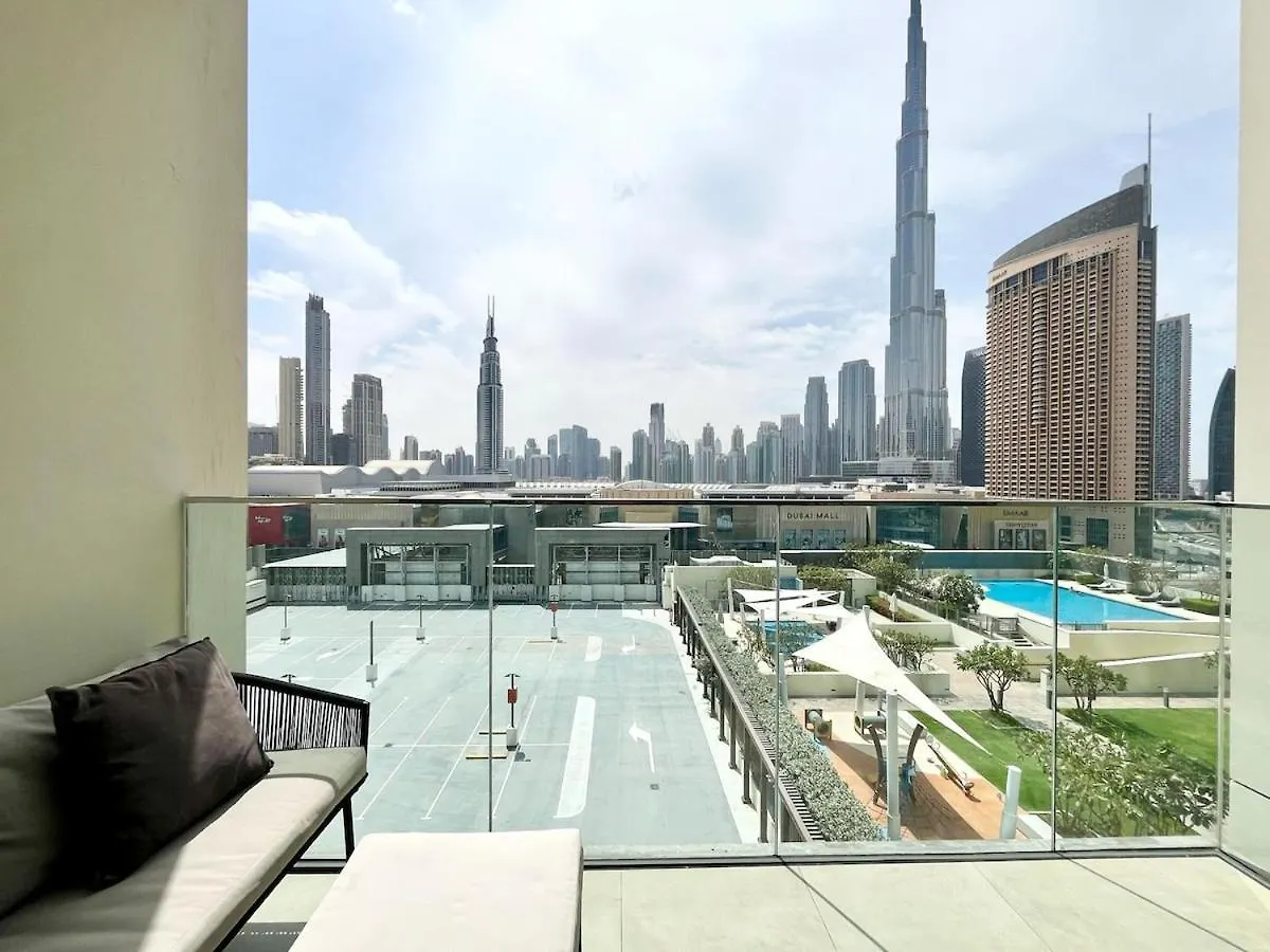 Burj View - 2 Bedroom Apartment Connected To Dubal Mall Dubai 0*,  United Arab Emirates
